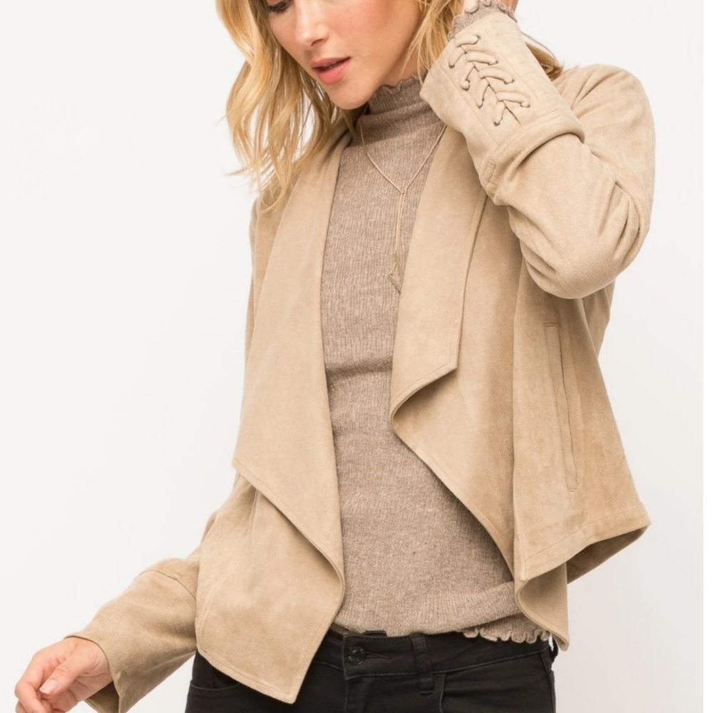 NWT Taupe Faux Suede Jacket by Mystree Brand
